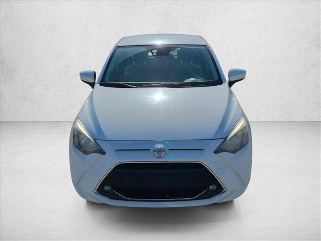 Used 2019 Toyota Yaris LE FWD image 2