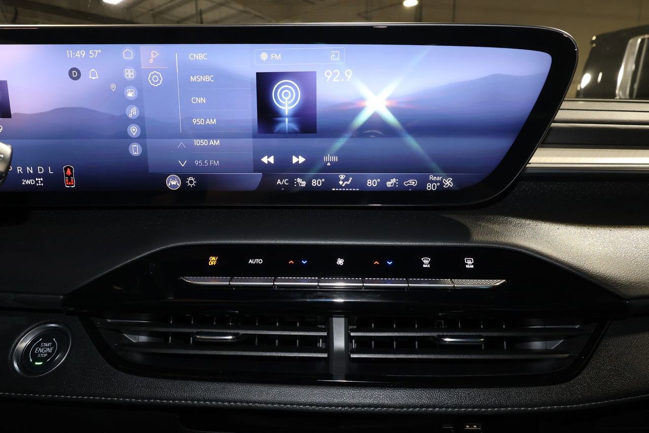 Certified 2025 Buick Enclave Avenir w/ Super Cruise Package image 12