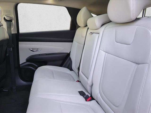 Certified 2025 Hyundai Tucson SEL AWD/4WD image 16