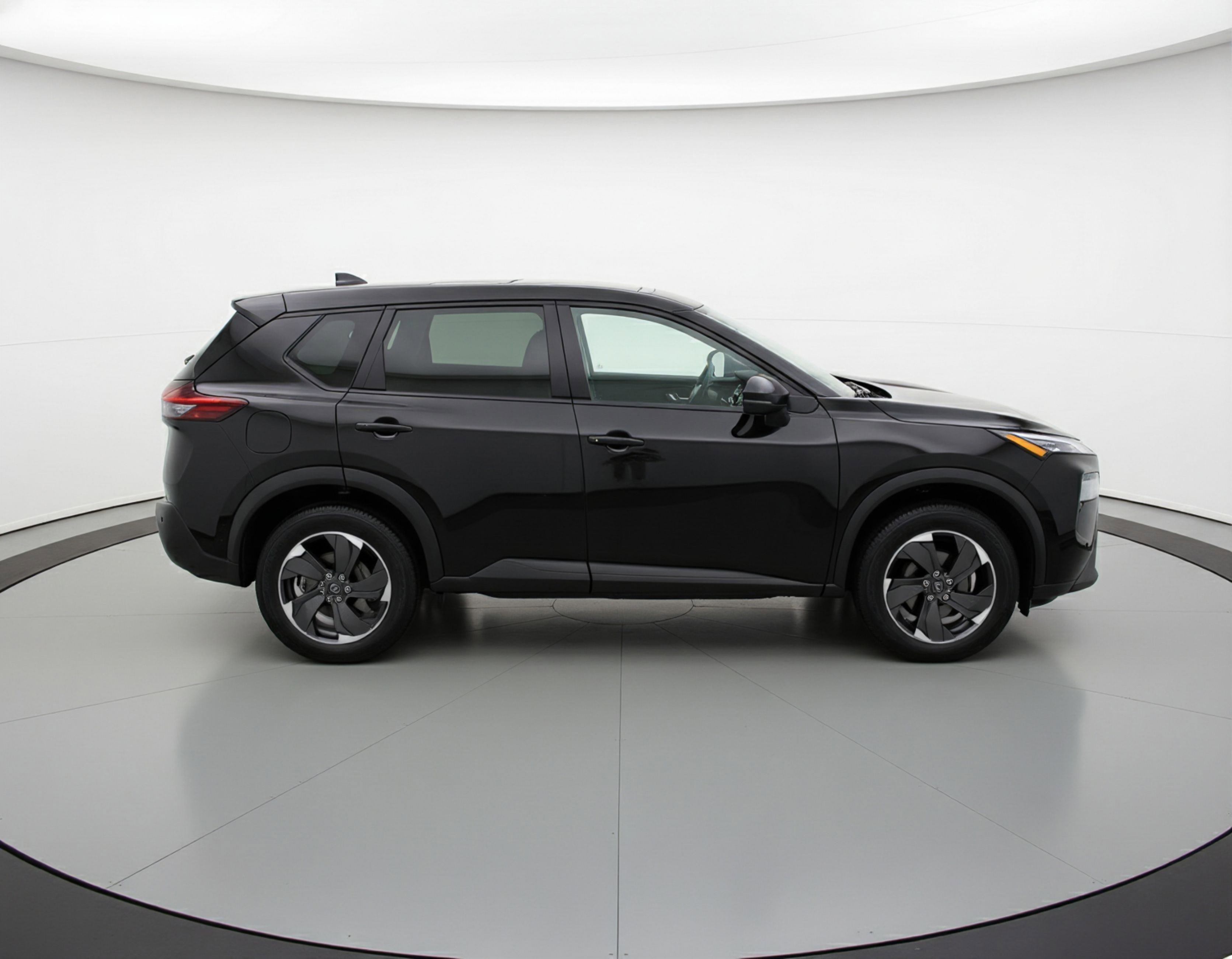 Used 2025 Nissan Rogue SV FWD image 11