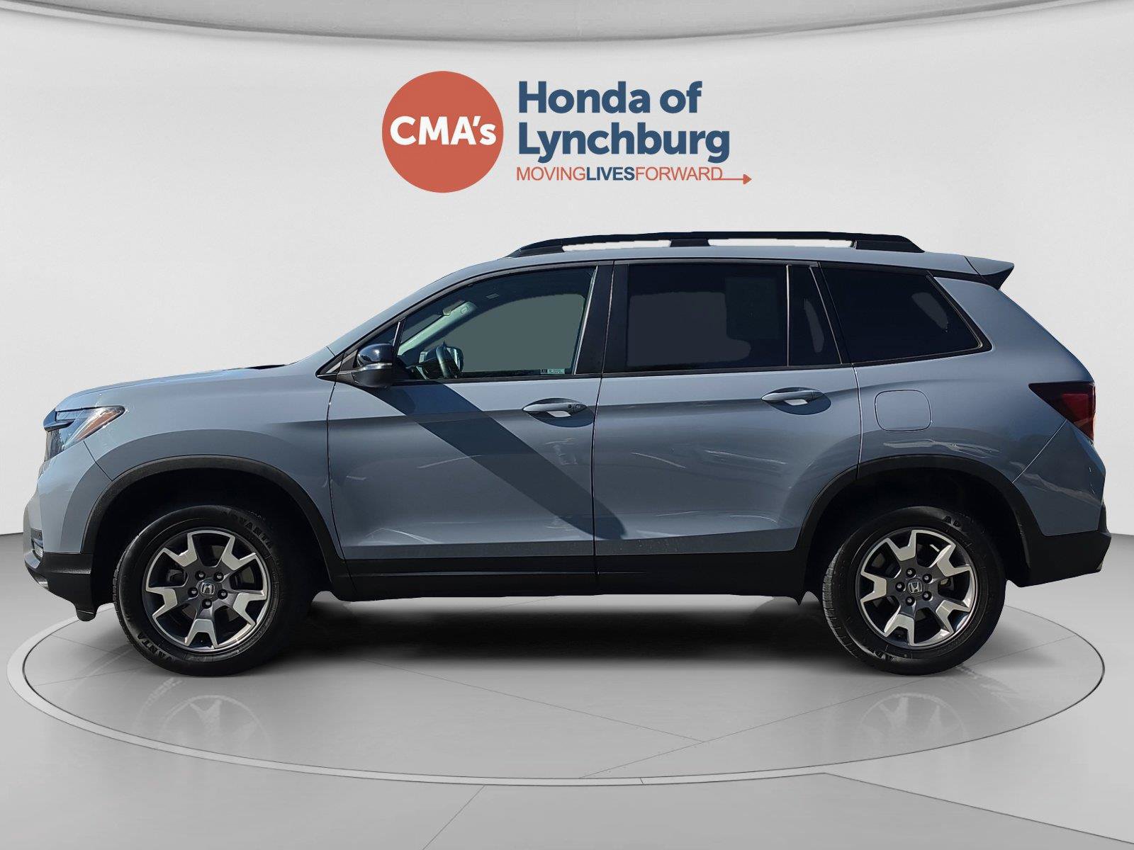 Used 2022 Honda Passport TrailSport image 2