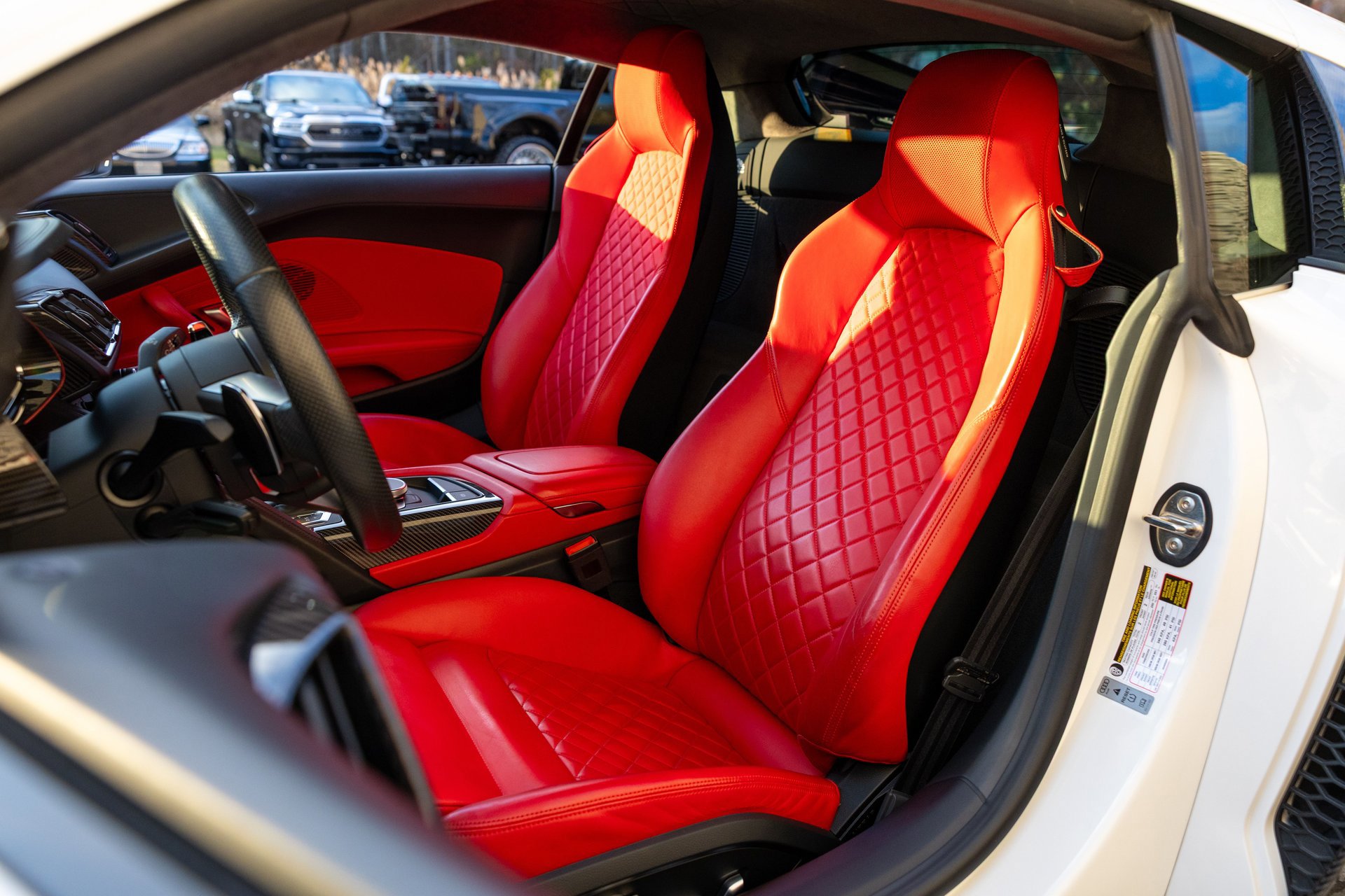 Used 2018 Audi R8 V10 plus image 32