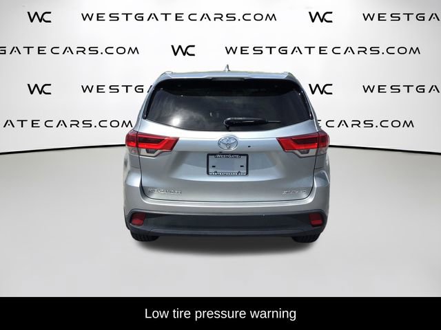 Used 2019 Toyota Highlander XLE AWD/4WD image 8