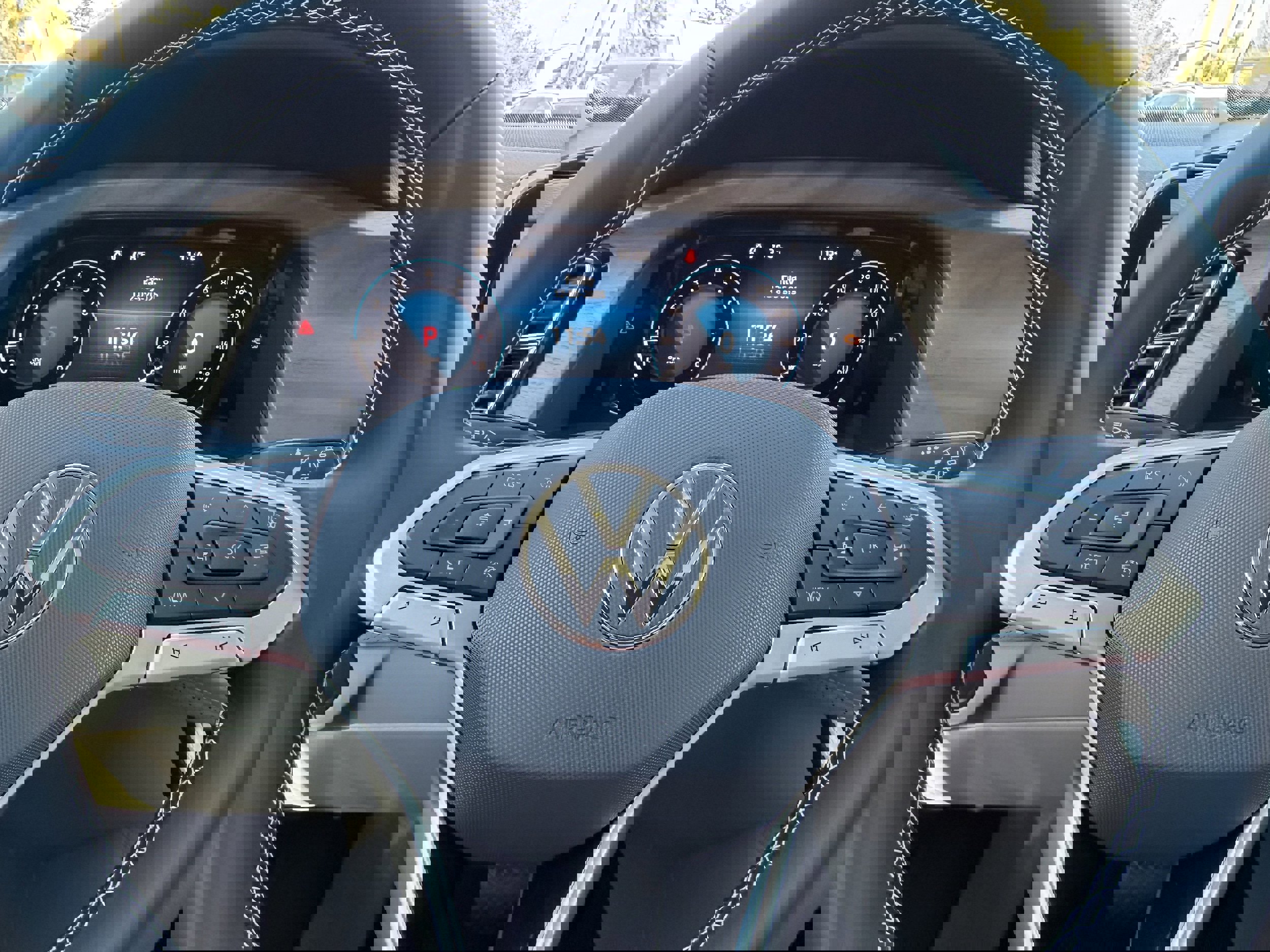 New 2026 Volkswagen Atlas SE image 29