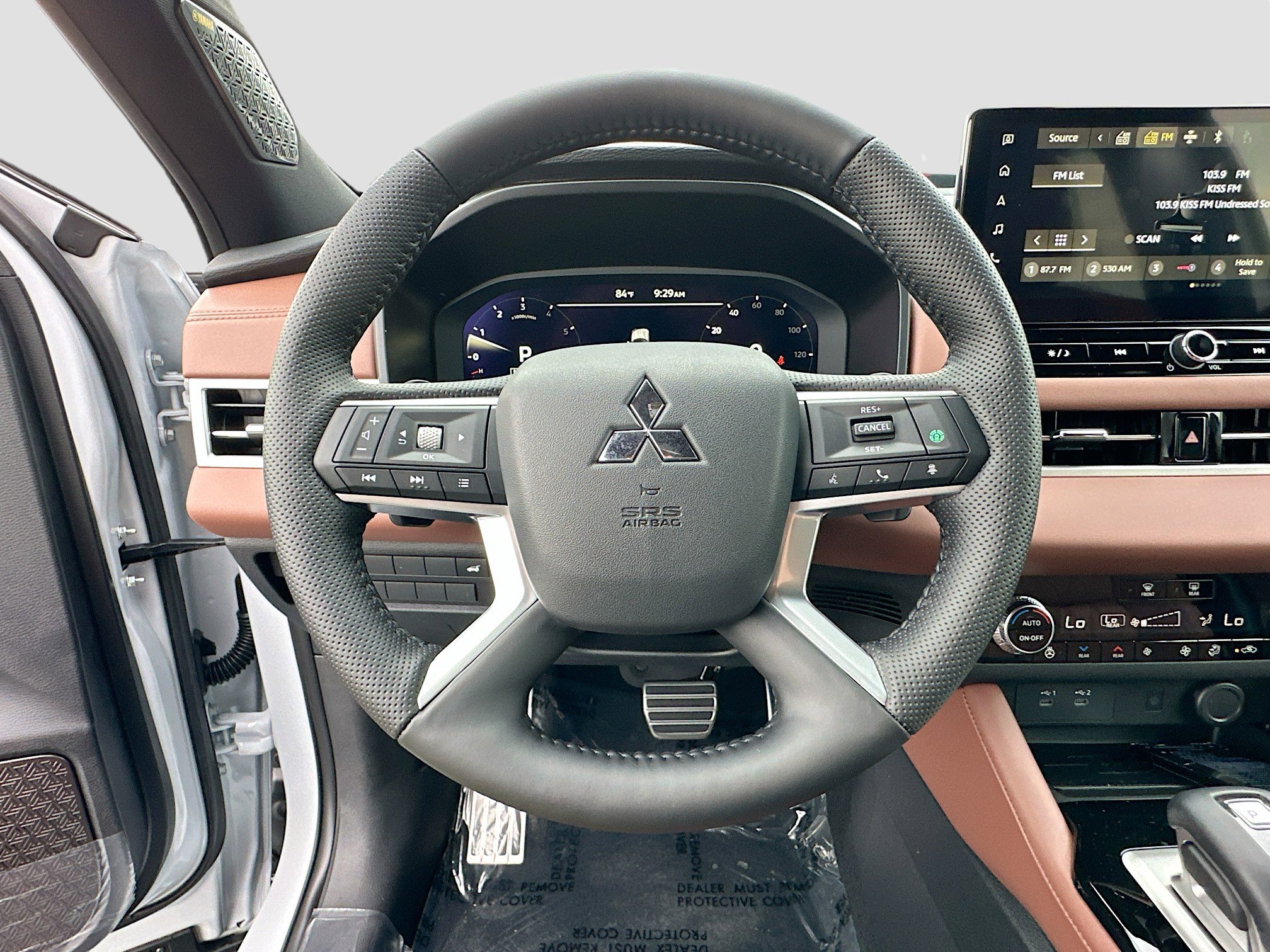New 2025 Mitsubishi Outlander SEL image 7