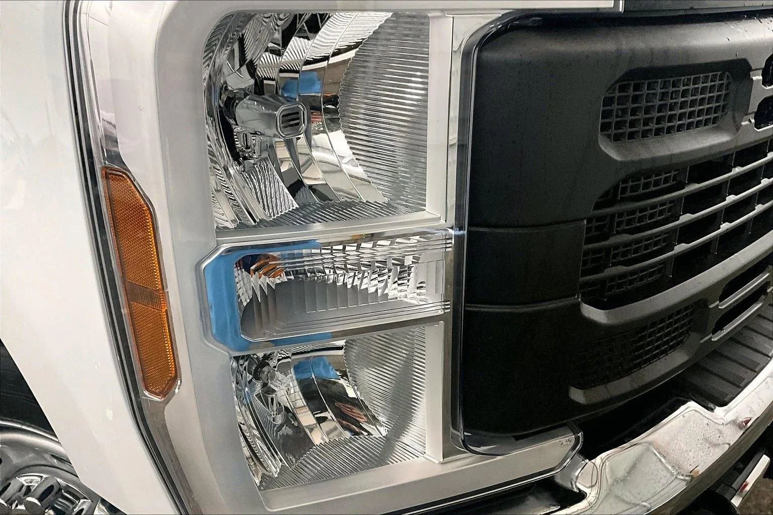 New 2026 Ford F250 XL w/ XL Chrome Package image 27