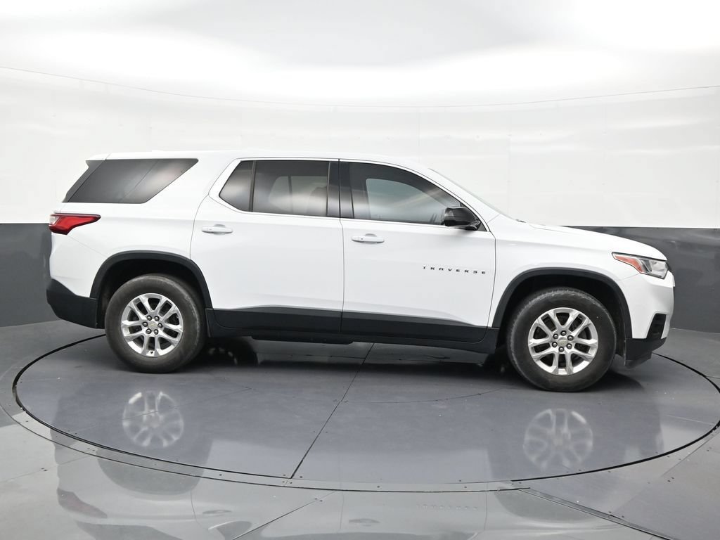 Used 2019 Chevrolet Traverse LS FWD image 6