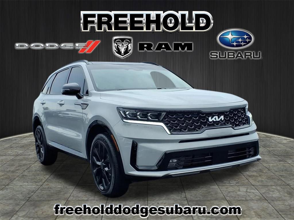 Used 2023 Kia Sorento SX AWD/4WD image 1