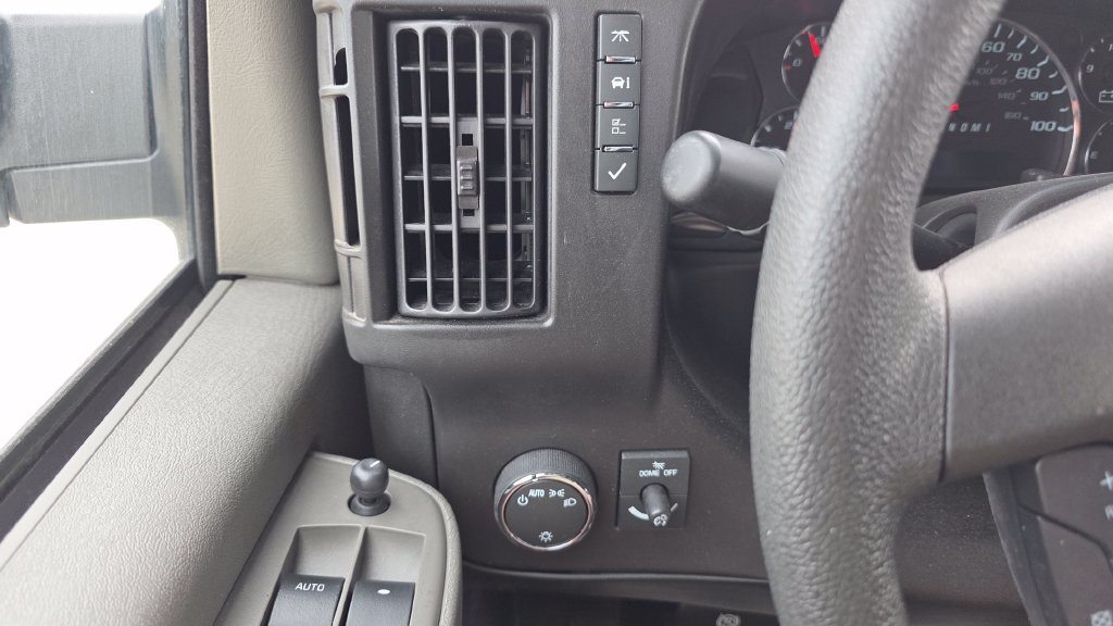 Used 2024 Chevrolet Express 2500 w/ Driver Convenience Package RWD image 23
