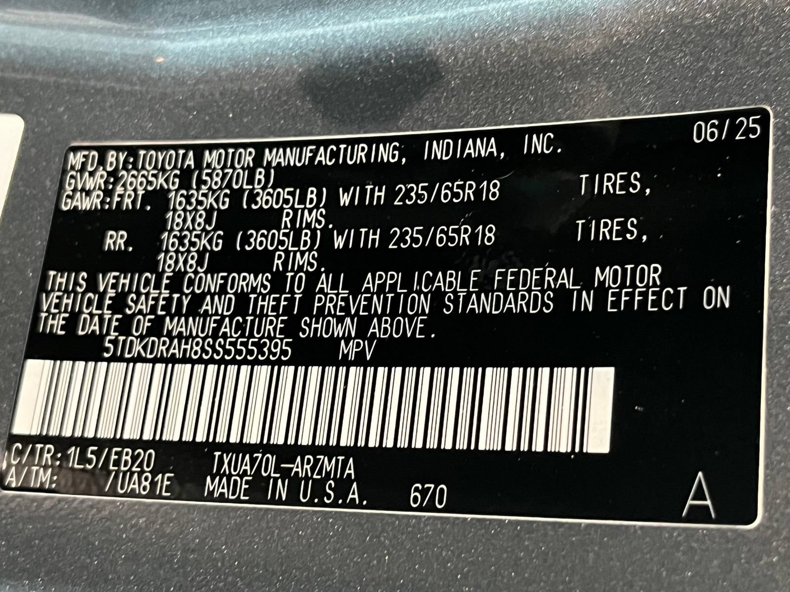 Used 2025 Toyota Highlander XLE FWD image 18
