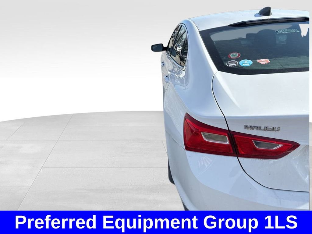 Used 2018 Chevrolet Malibu LS image 4