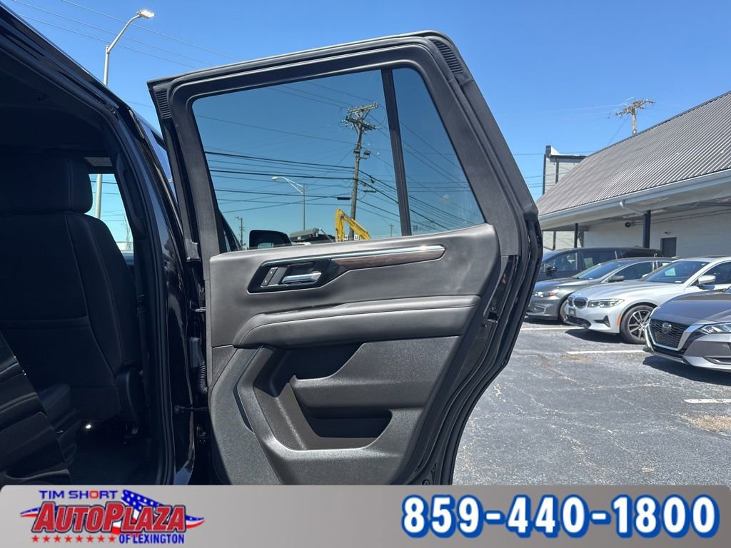 Used 2025 Chevrolet Tahoe Z71 AWD/4WD image 26