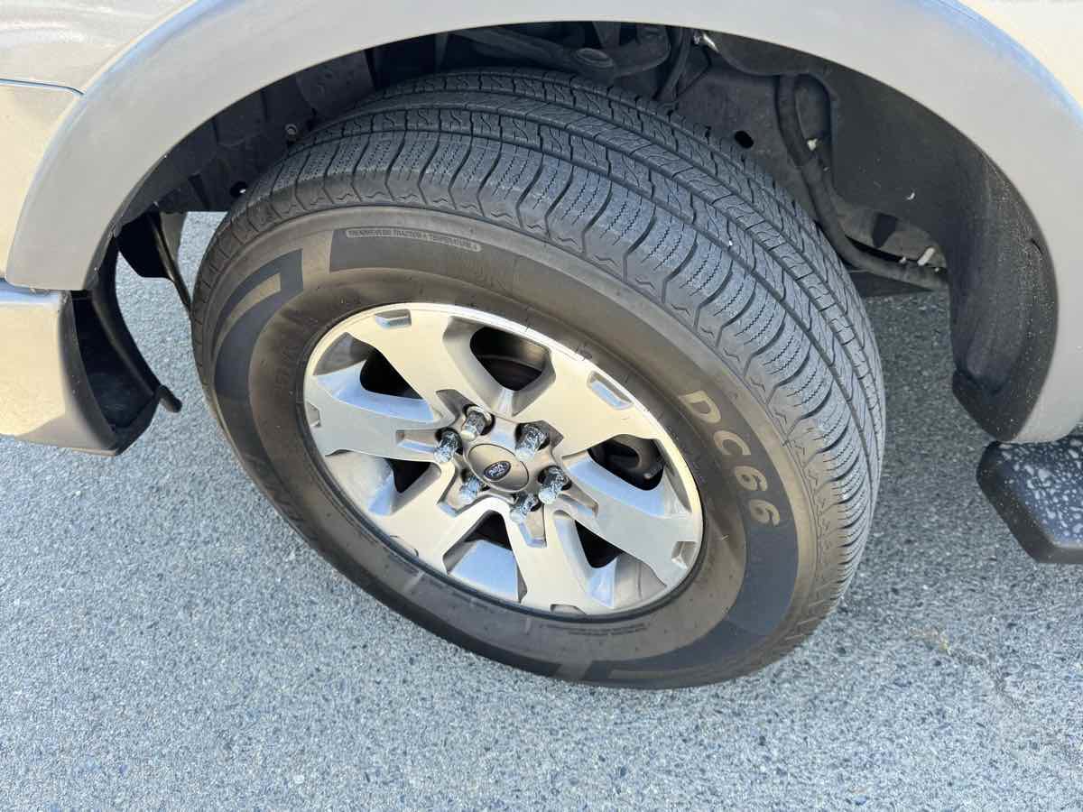 Used 2013 Ford F150 FX4 w/ Luxury Equipment Group AWD/4WD image 38