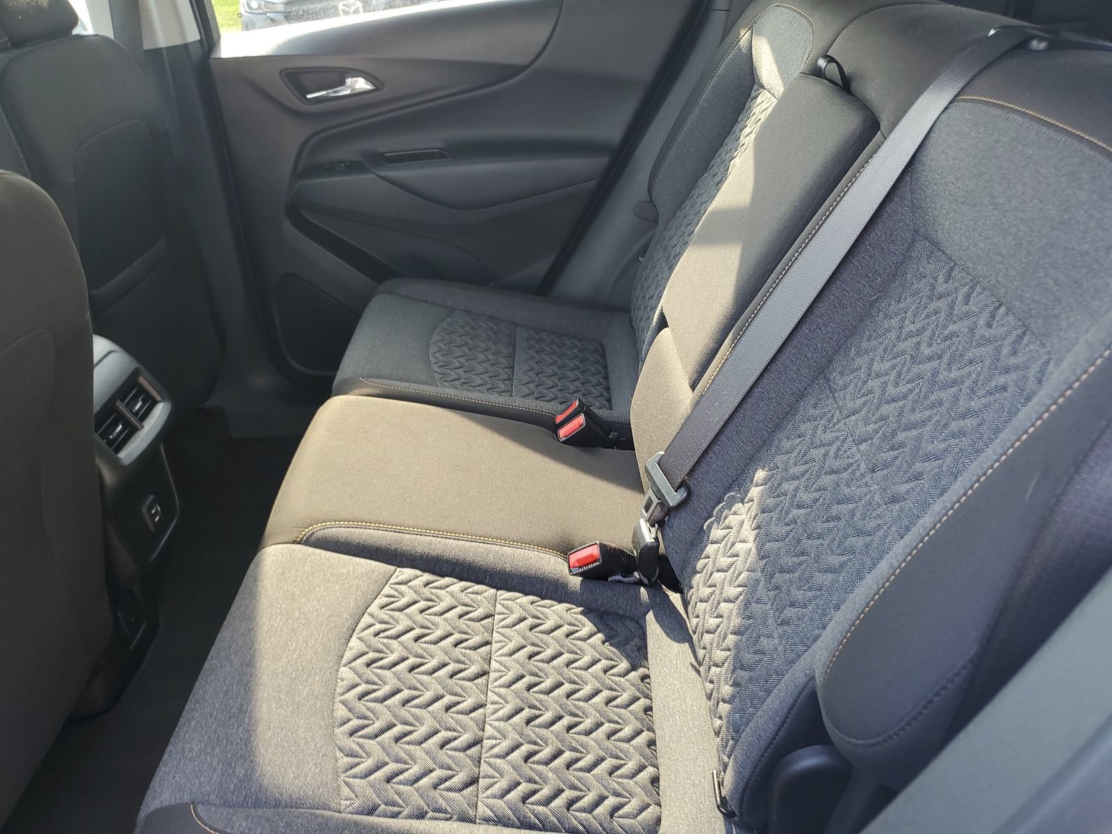 Used 2023 Chevrolet Equinox LT AWD/4WD image 13