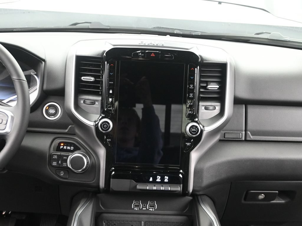 New 2026 RAM 1500 Big Horn AWD/4WD image 25