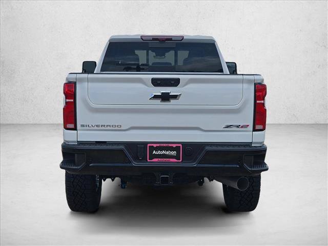 New 2026 Chevrolet Silverado 2500 ZR2 AWD/4WD image 8