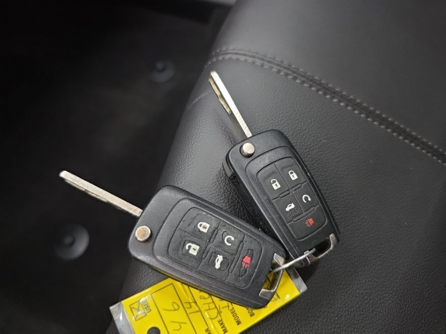 Used 2014 Chevrolet Impala LT w/ Convenience Package FWD image 28