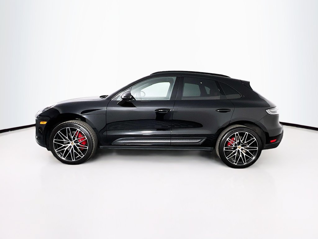 Certified 2024 Porsche Macan S AWD/4WD image 2