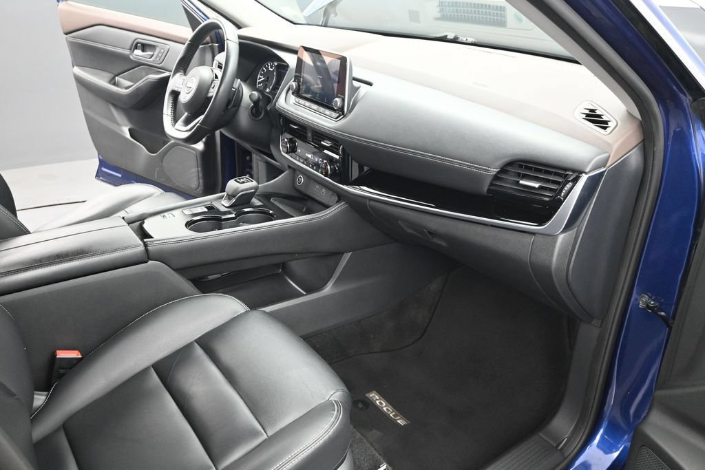 Used 2023 Nissan Rogue SL FWD image 28