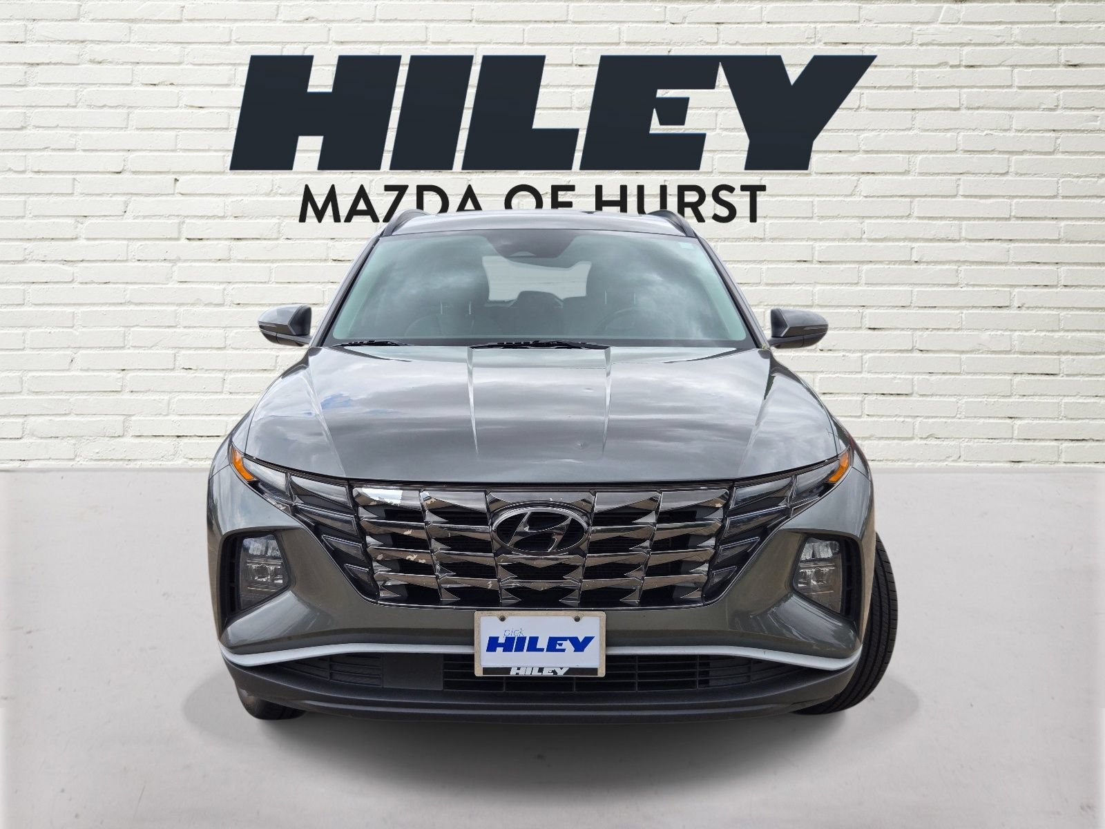 Used 2022 Hyundai Tucson SEL w/ Convenience + Premium Package FWD image 2