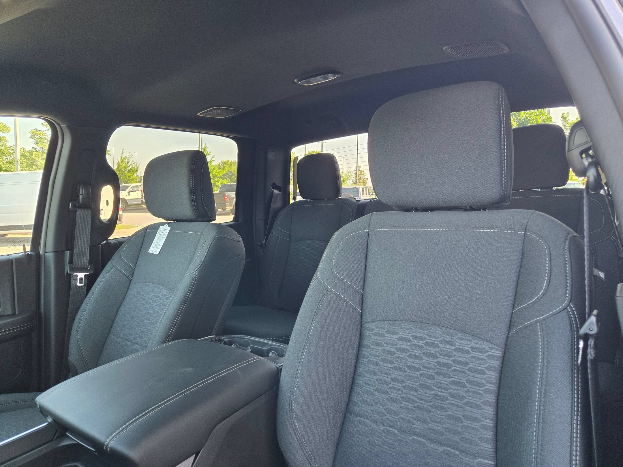 New 2026 RAM 2500 Big Horn AWD/4WD image 21