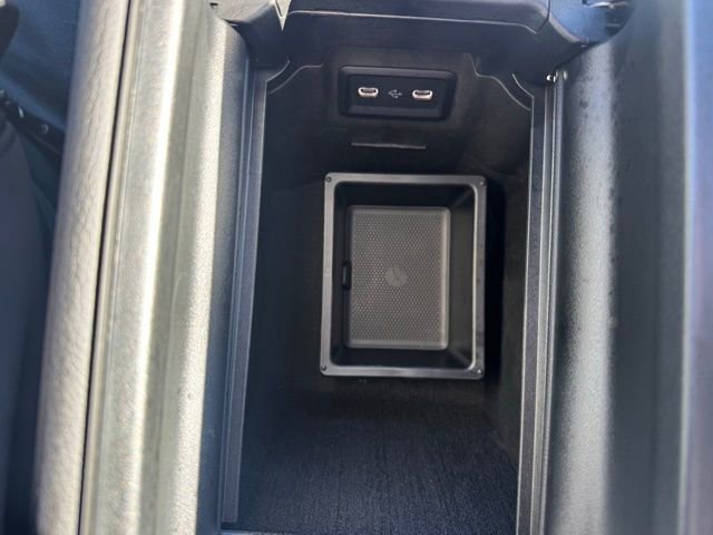 Used 2024 Mercedes-Benz GLC 300 4MATIC image 35