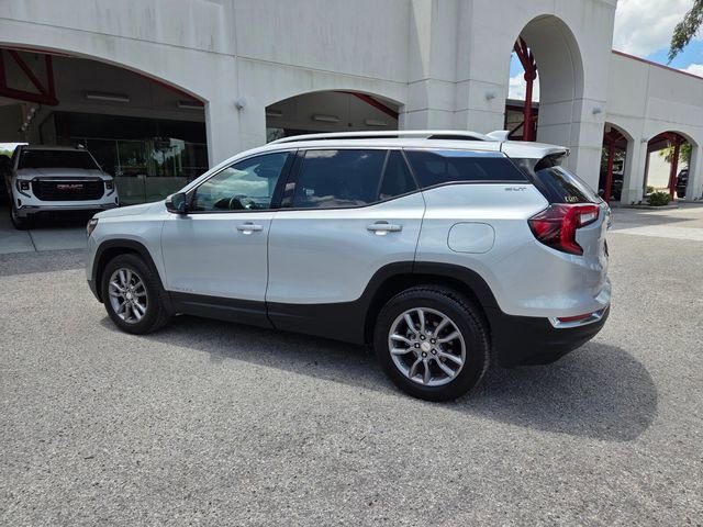 Used 2022 GMC Terrain SLT AWD/4WD image 10