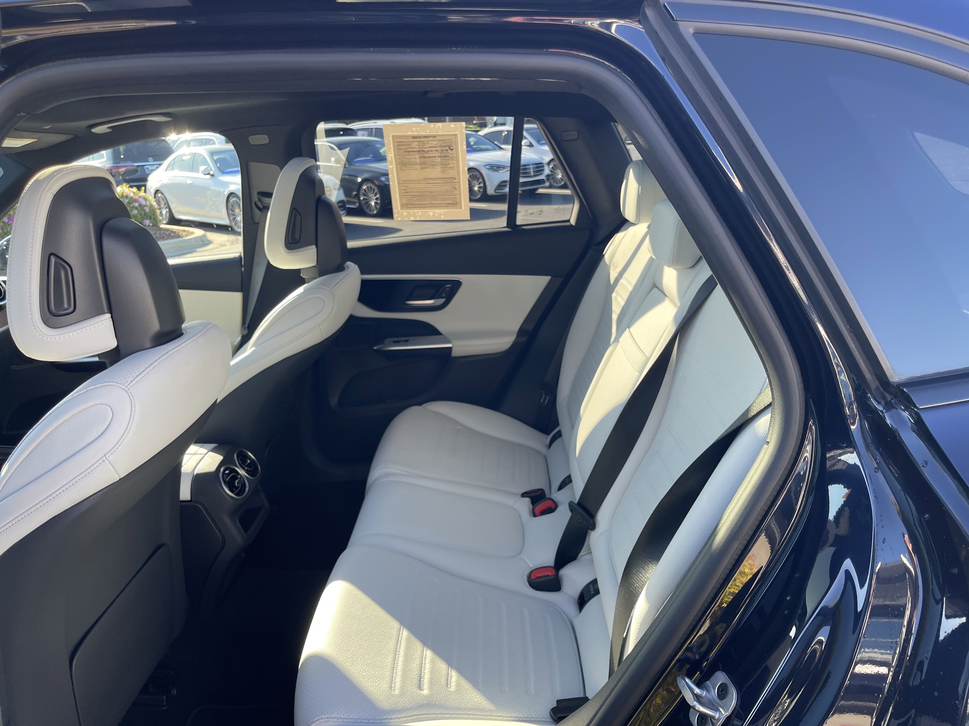 Certified 2023 Mercedes-Benz GLC 300 4MATIC image 33