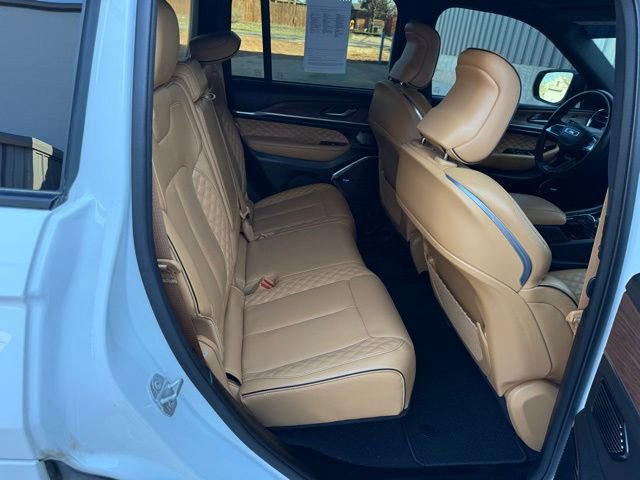 Used 2023 Jeep Grand Cherokee Summit w/ Adv Protech Group IV image 10