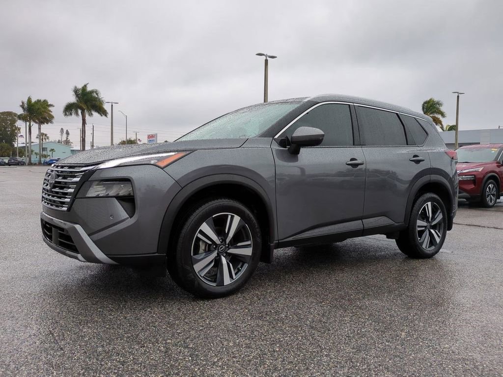 Certified 2025 Nissan Rogue SL image 2