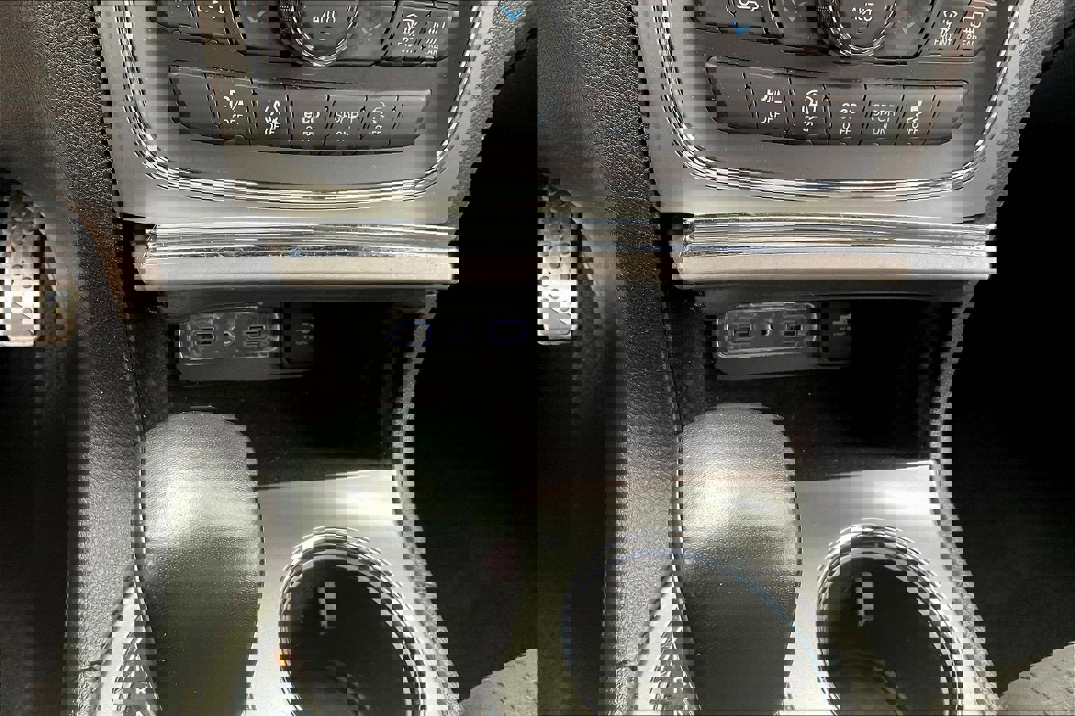 Used 2021 Jeep Grand Cherokee Laredo w/ Security & Convenience Group image 17