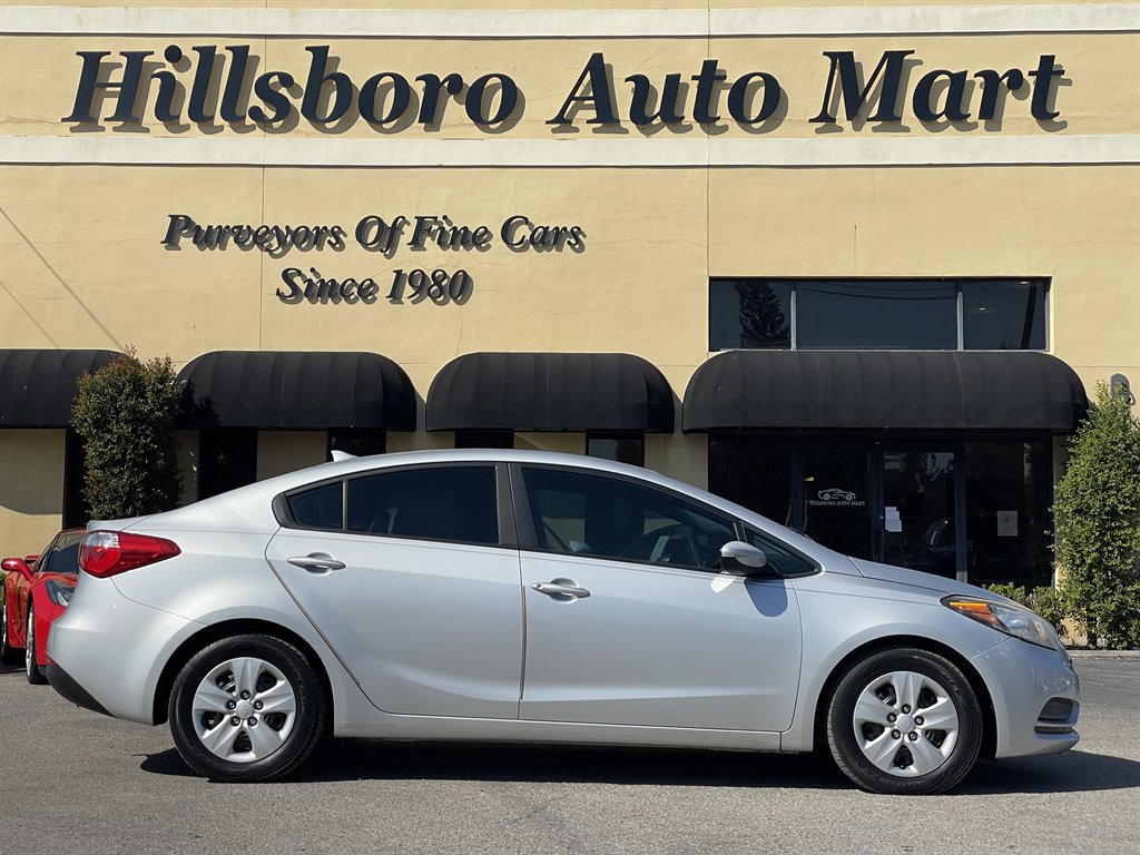 Used 2015 Kia Forte LX image 4