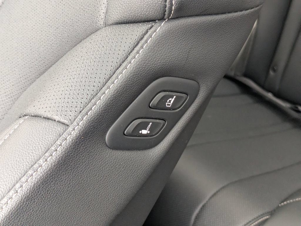 Used 2024 Genesis GV80 3.5T AWD/4WD image 24
