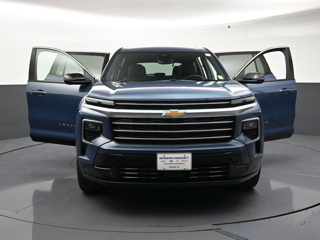 Used 2026 Chevrolet Traverse High Country AWD/4WD image 37
