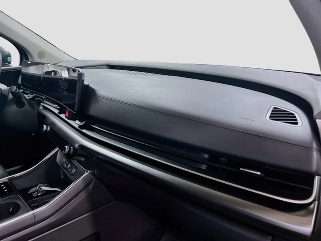 New 2027 Kia Carnival SX w/ Dark Edition Package FWD image 32