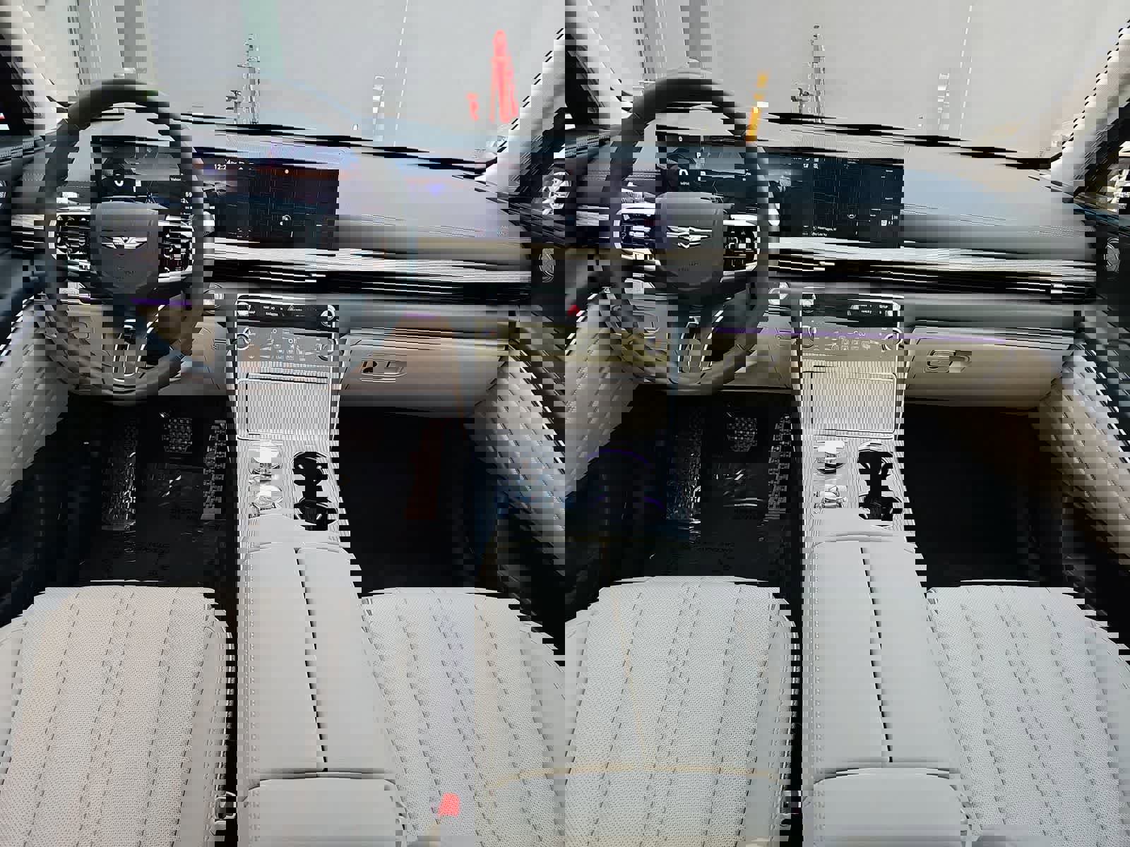 Used 2025 Genesis GV80 2.5T Select image 14