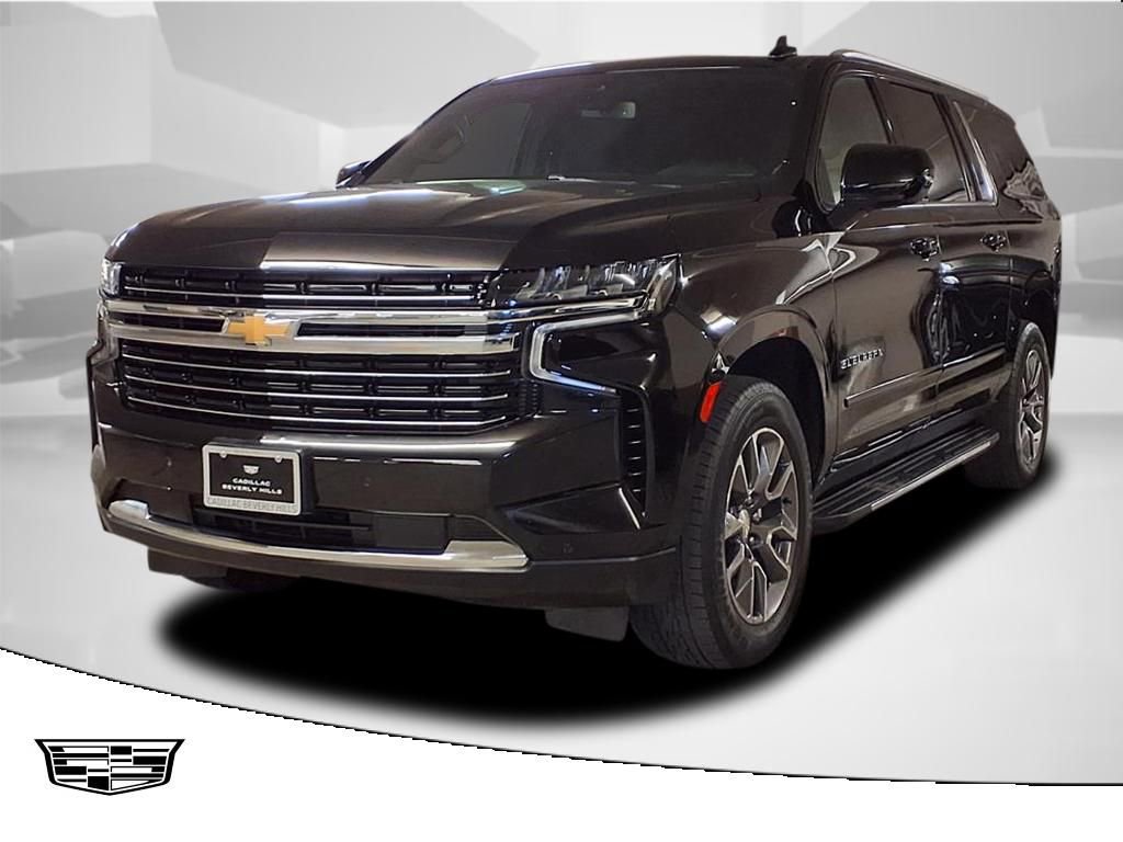 Used 2022 Chevrolet Suburban LT image 1