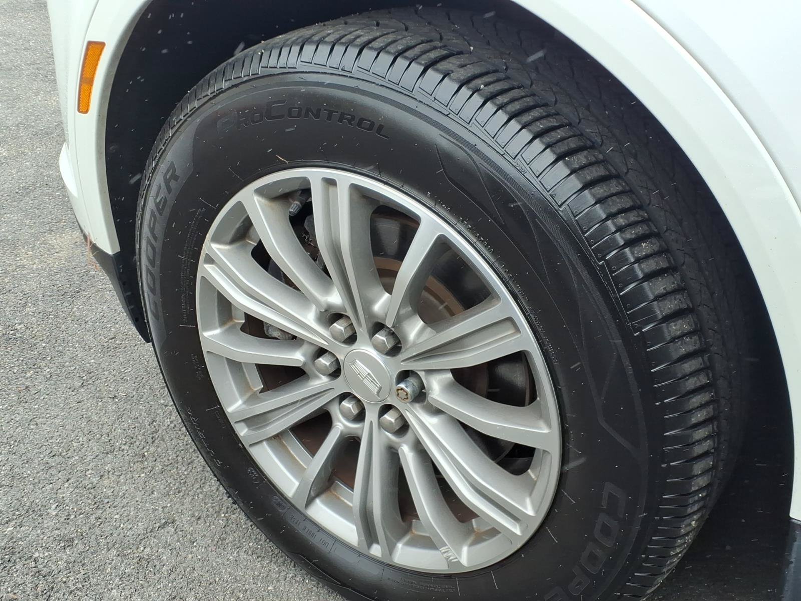 Used 2019 Cadillac XT5 Luxury FWD image 7