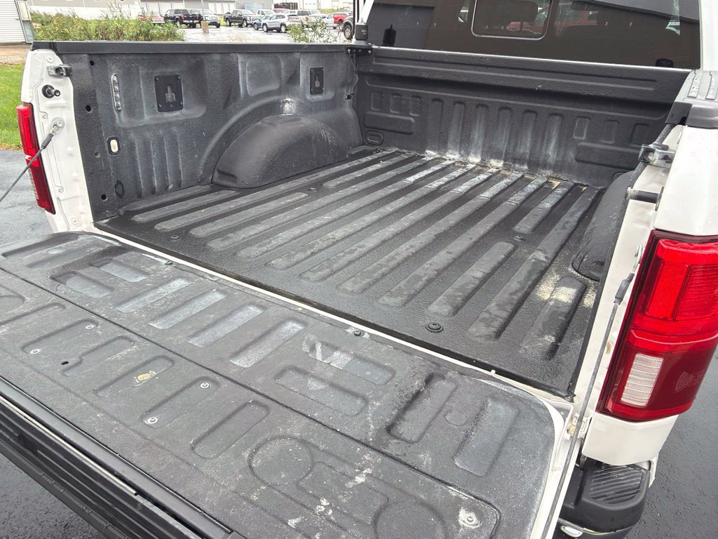 Certified 2019 Ford F150 Lariat w/ Equipment Group 502A Luxury AWD/4WD image 16