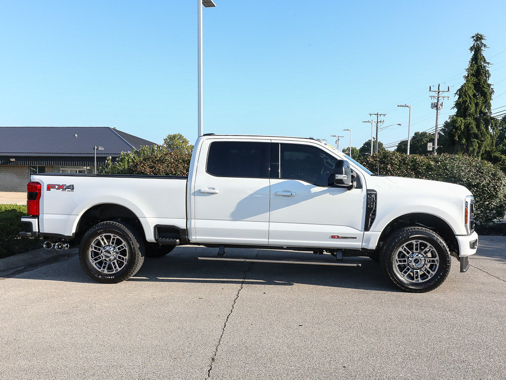 Certified 2025 Ford F250 Platinum AWD/4WD image 8