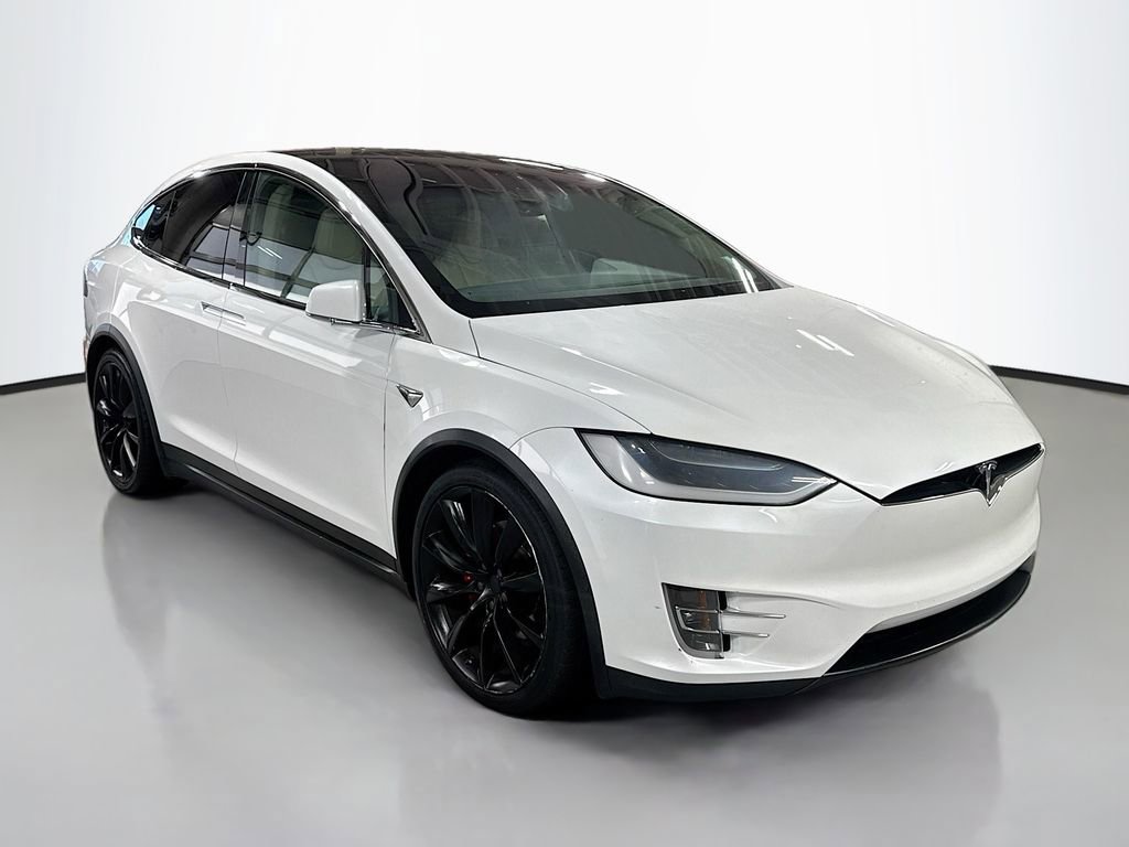 Used 2018 Tesla Model X P100D image 3