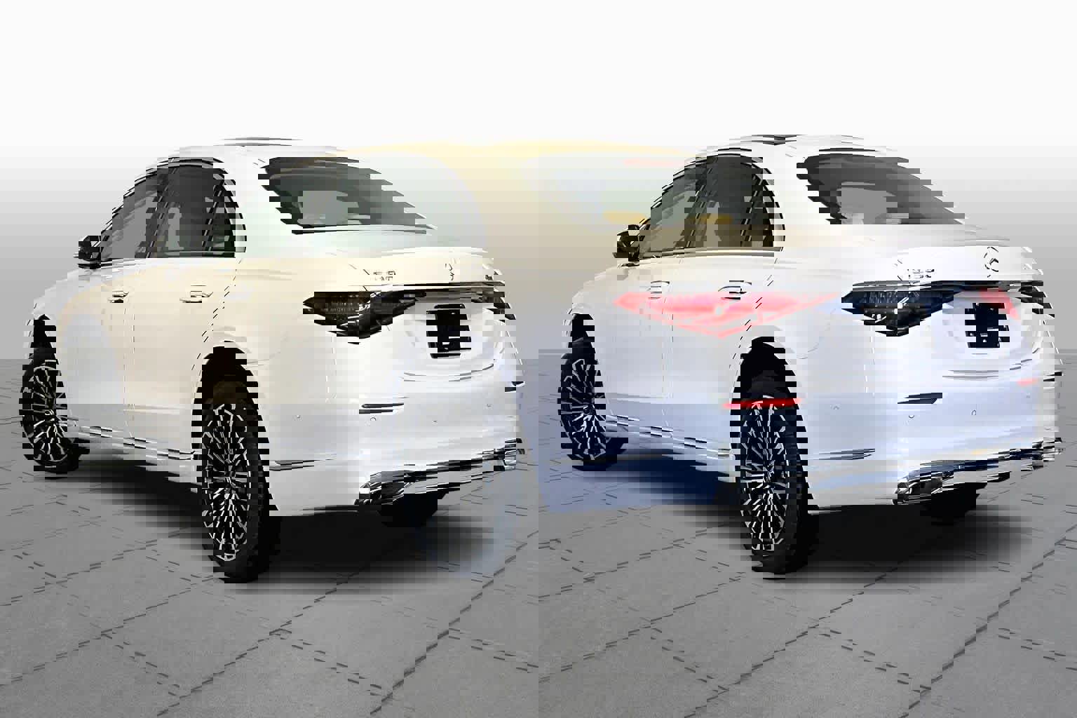 New 2026 Mercedes-Benz S 580 4MATIC Sedan image 3