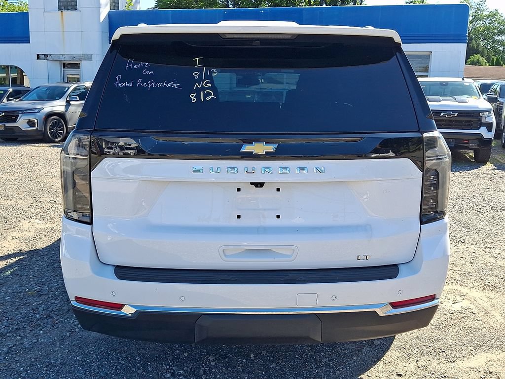 Used 2026 Chevrolet Suburban LT w/ Comfort Package AWD/4WD image 8