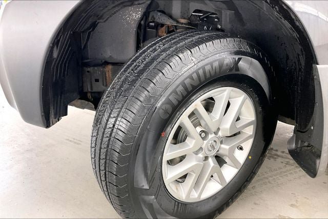 Used 2015 Nissan Xterra S w/ Nevada Tow Package AWD/4WD image 32