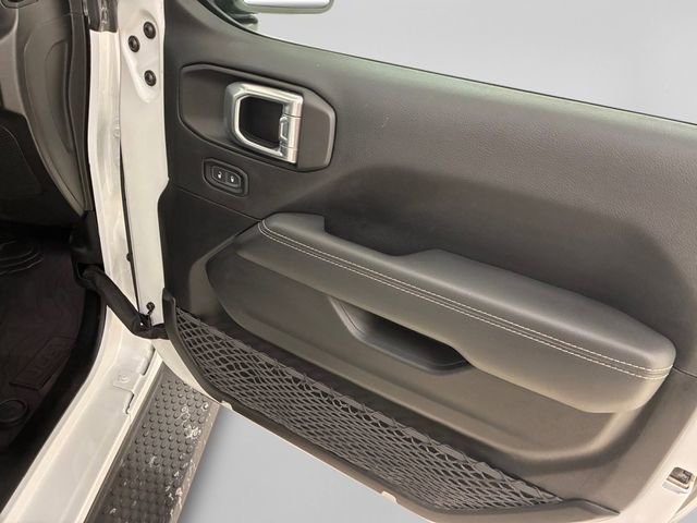 Used 2021 Jeep Wrangler Unlimited Sahara image 15