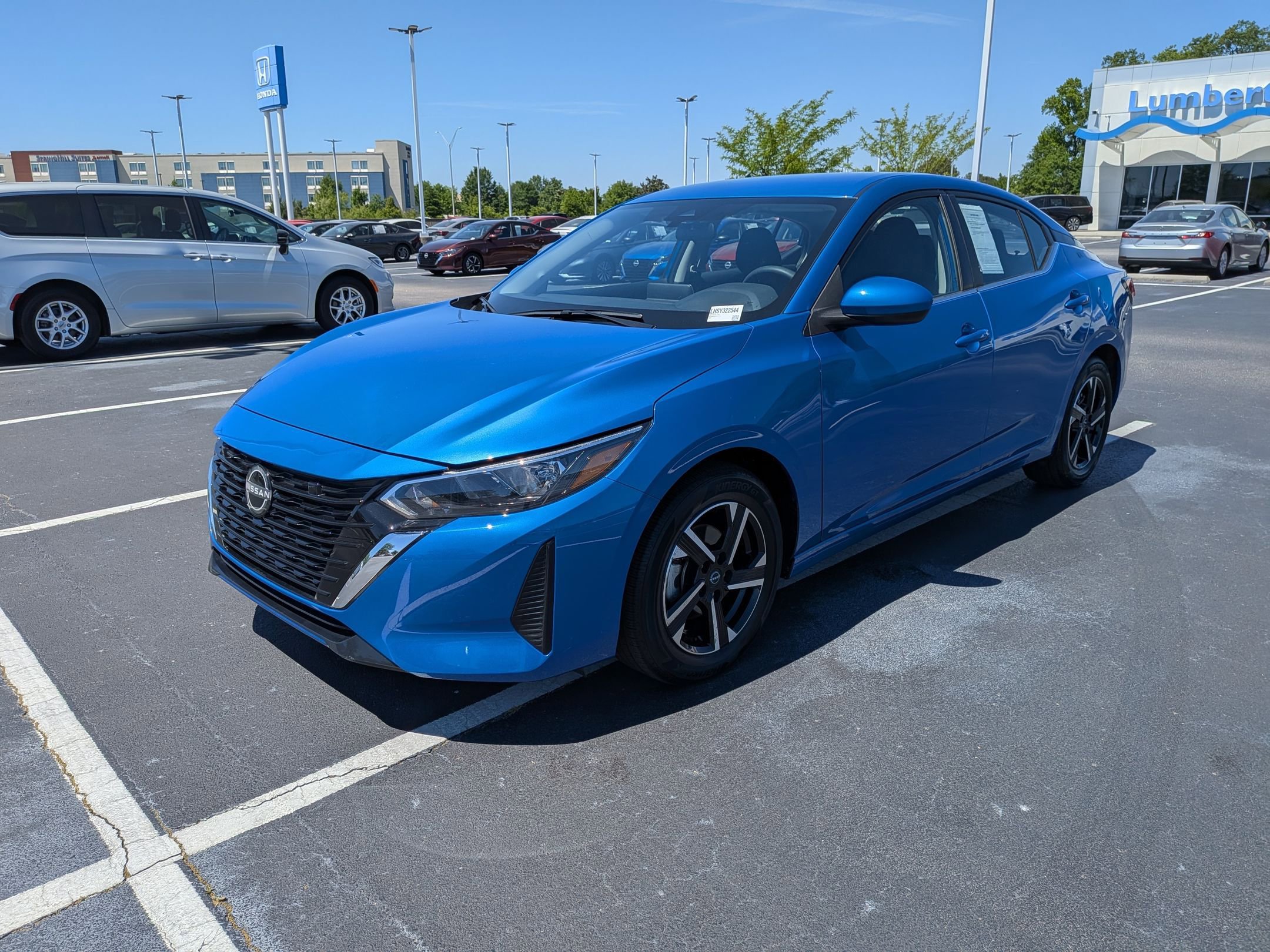 Used 2025 Nissan Sentra SV FWD image 7