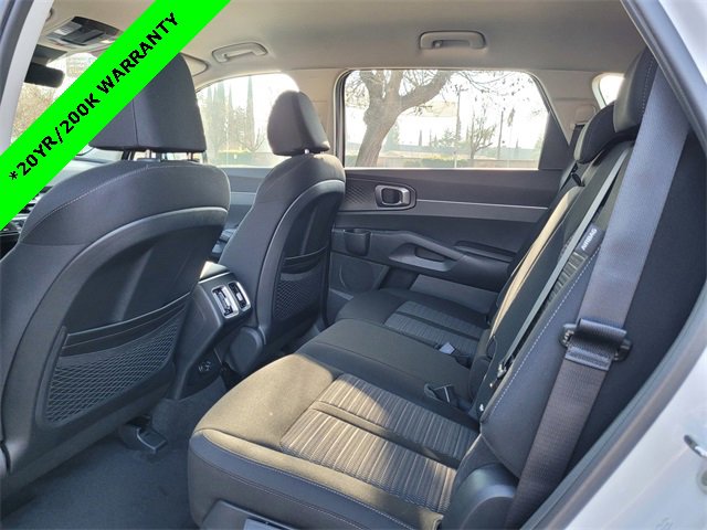 New 2026 Kia Sorento LX image 6