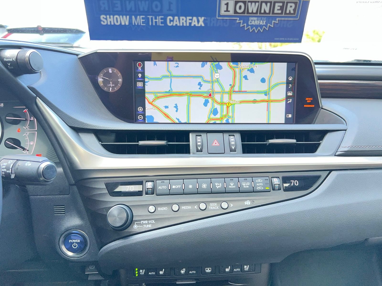 Used 2019 Lexus ES 300h Ultra Luxury w/ Accessory Package 2 FWD image 48