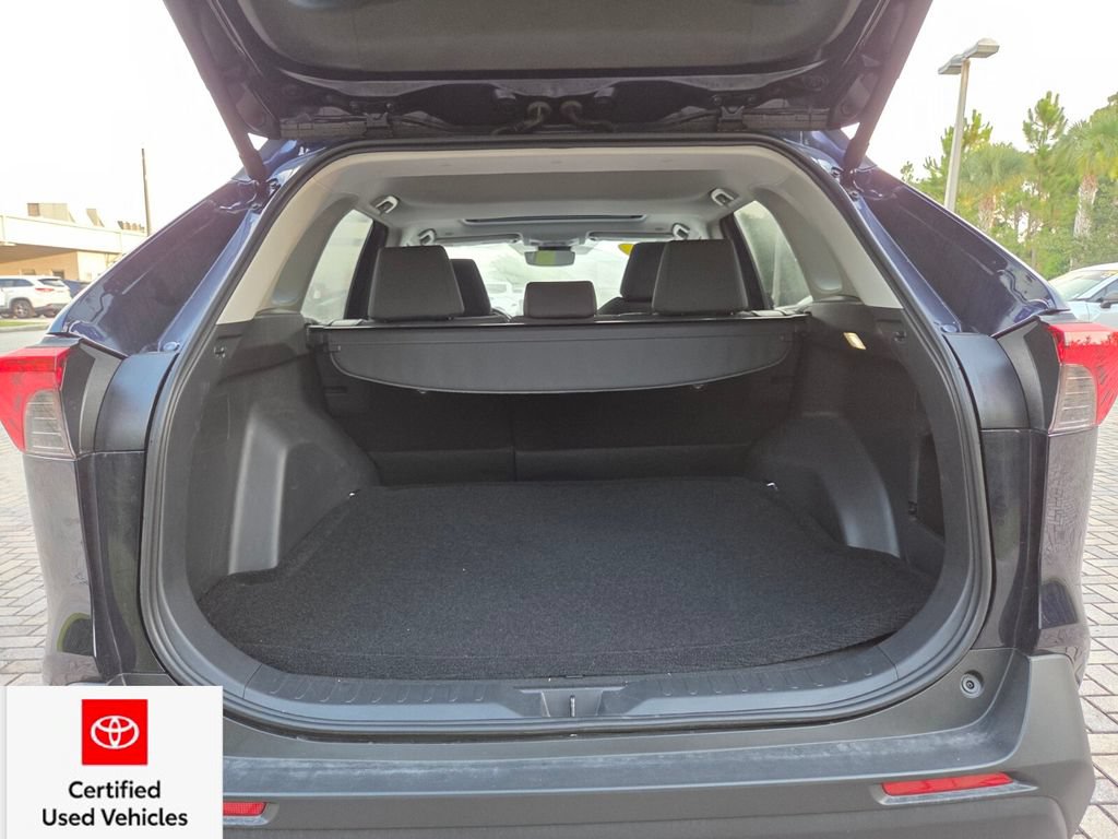 Certified 2025 Toyota RAV4 XLE w/ Convenience Package FWD image 19