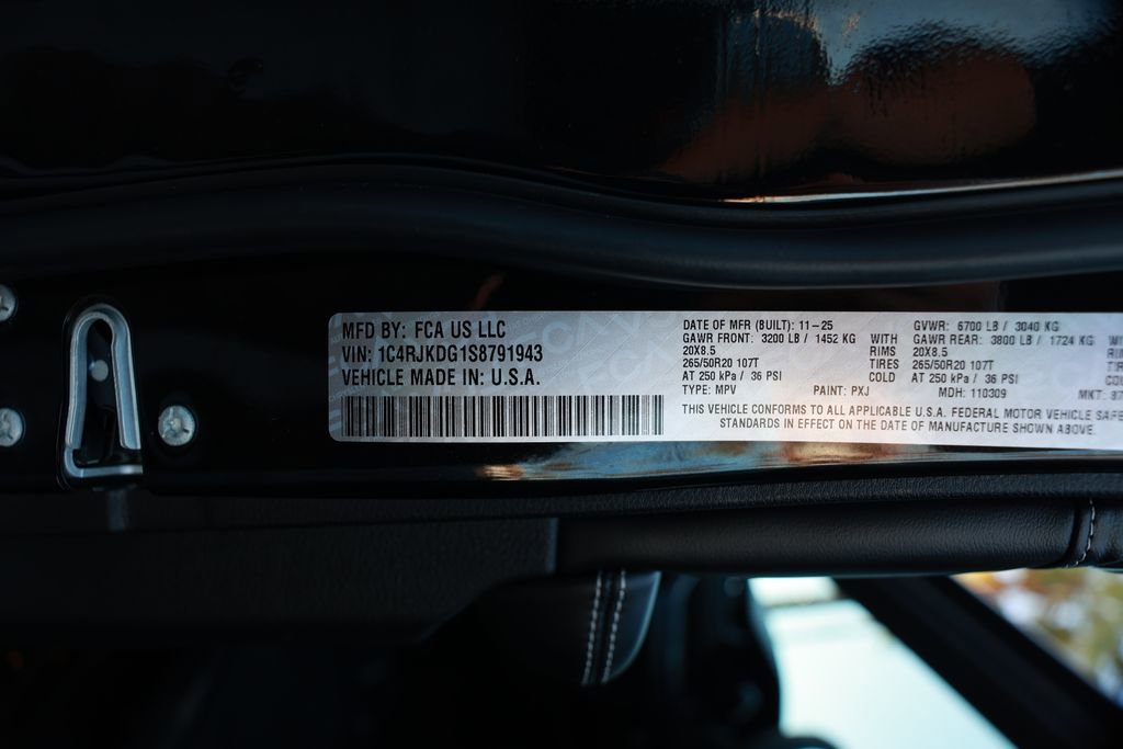 New 2025 Jeep Grand Cherokee L Overland image 36